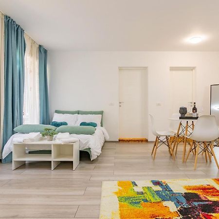 Old Town By Mm Host Apartment Brasov Luaran gambar